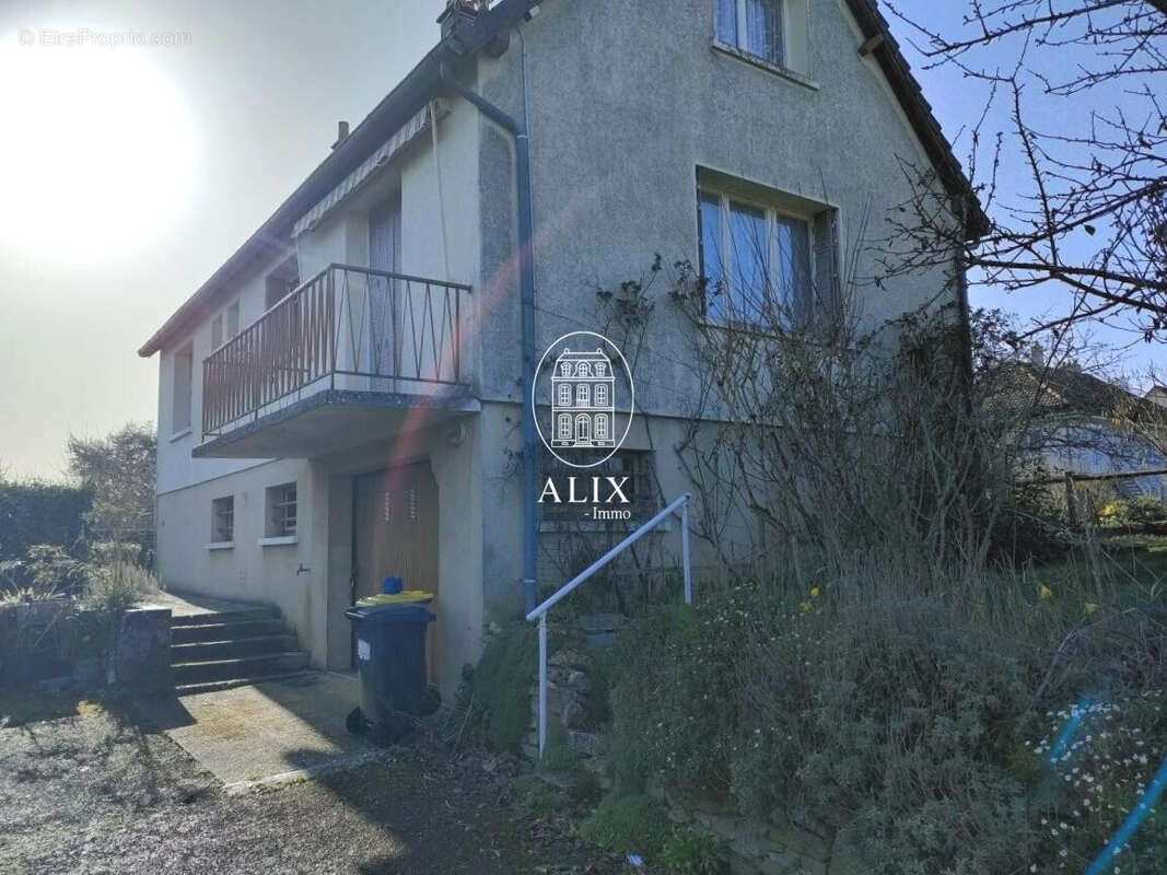 Maison à CLOYES-SUR-LE-LOIR