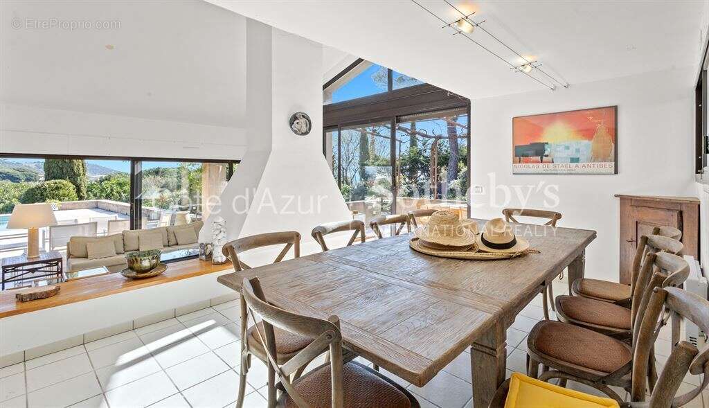 Maison à RAMATUELLE