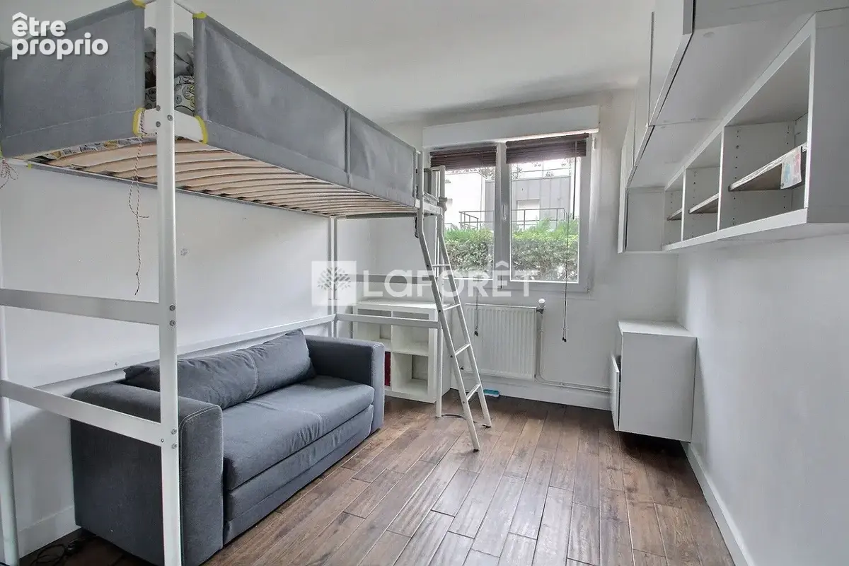 Nanterre centre 105 m² - 3 chambres - séjour 40 m² - parking - photo 13