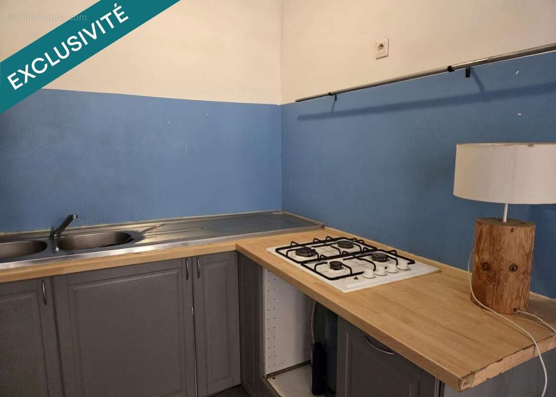 Photo 2 - Appartement à SAINT-MAXIMIN-LA-SAINTE-BAUME