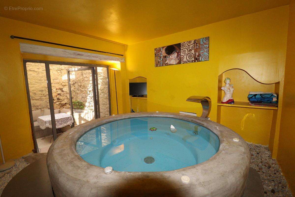 Maison à BARBENTANE