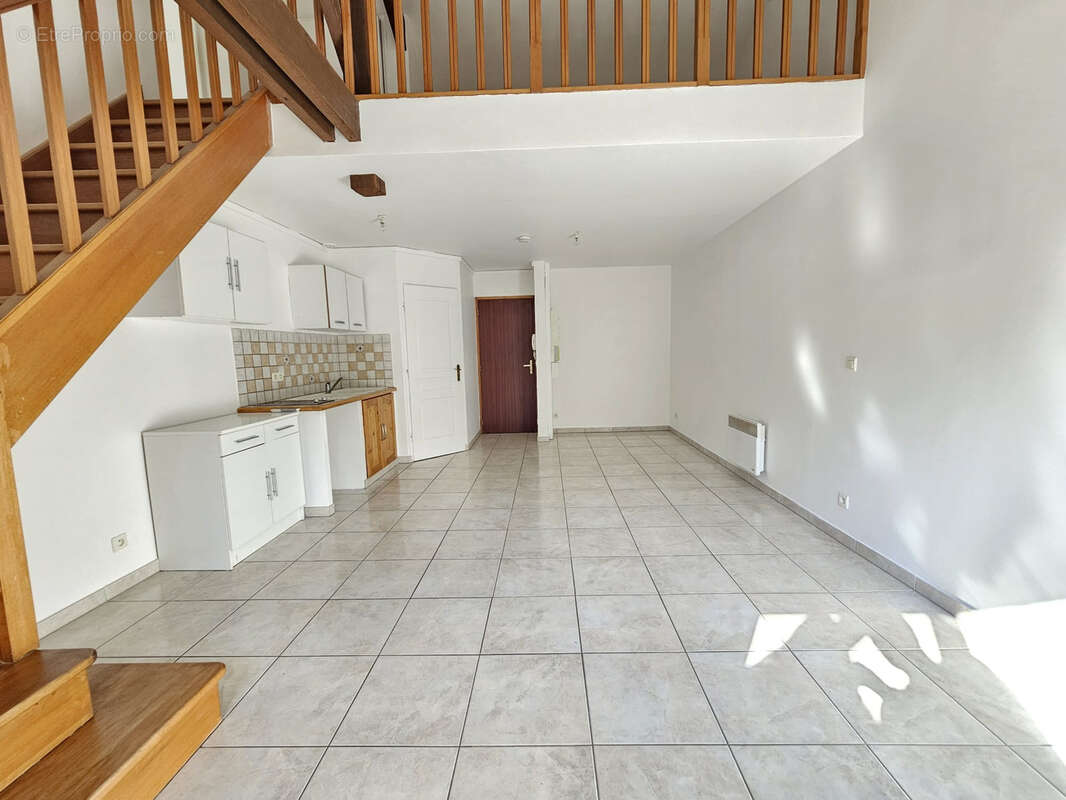 Appartement à BOISSY-SOUS-SAINT-YON