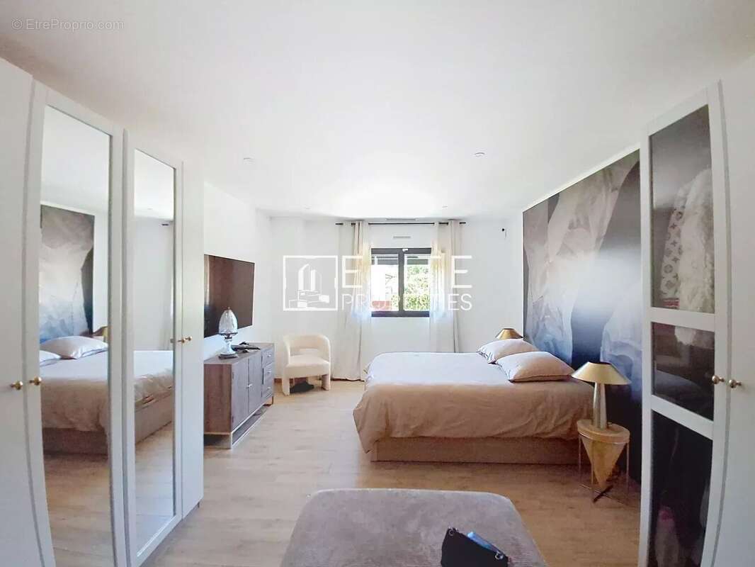 Évasion et raffinement : villa de caractère rénovée - photo 13