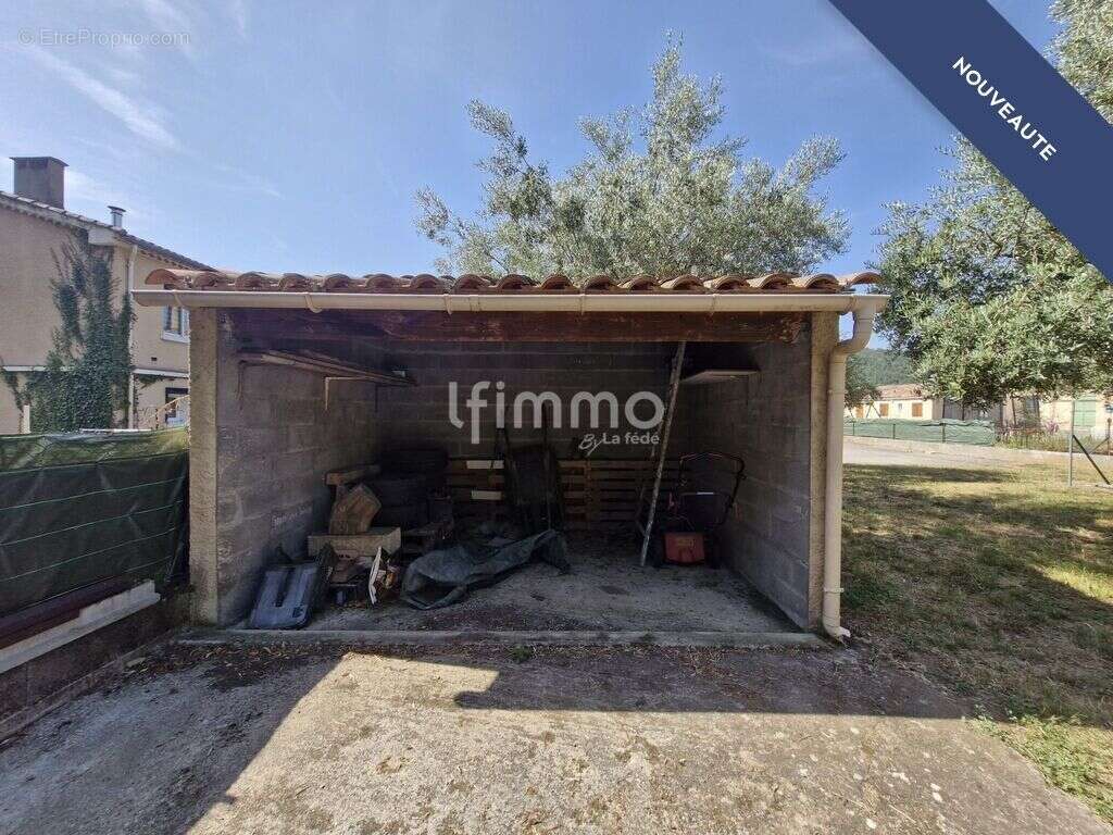 Maison familiale 98m² avec piscine et grands garages – Montazels - photo 17
