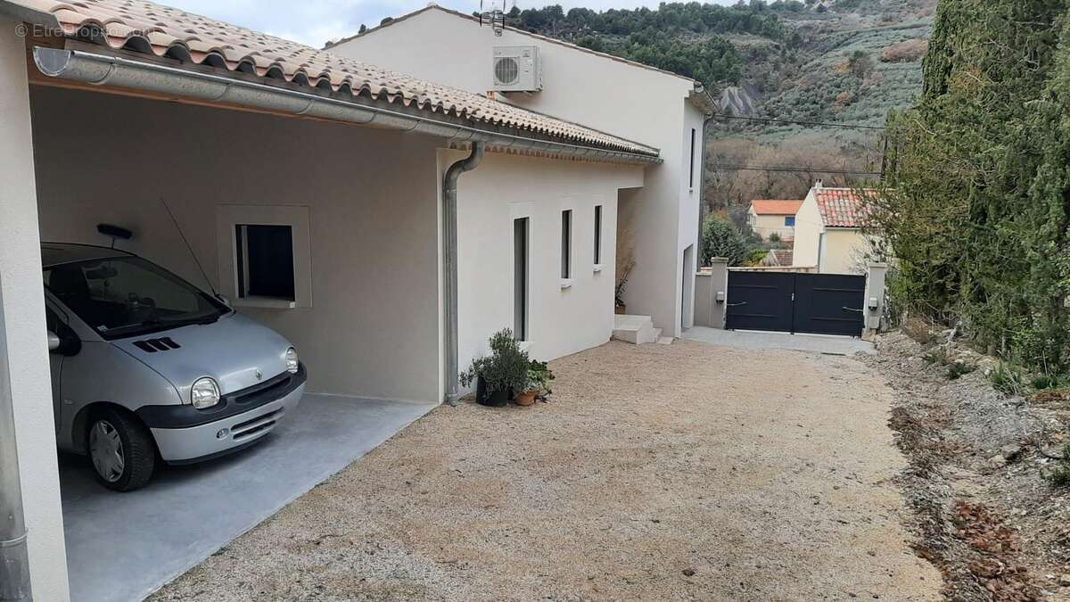 Maison à BUIS-LES-BARONNIES