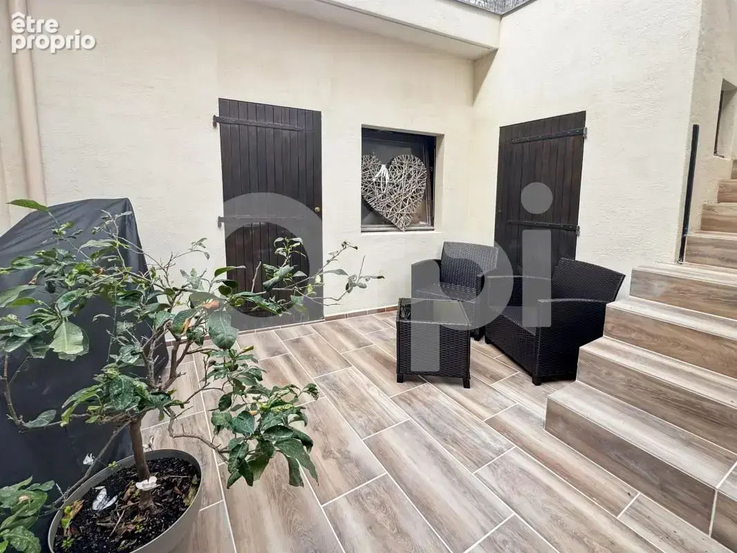 Appartement à HYERES