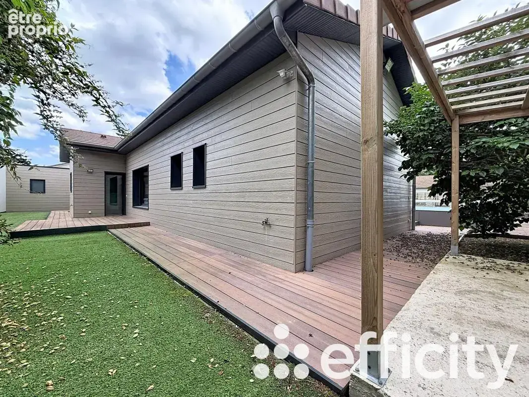 Maison 6 pièces 235 m² à vendre à Communay (69360) - photo 6