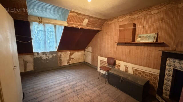 Maison bourgeoise avec sous-sol total   fort potentiel à exploiter - photo 15