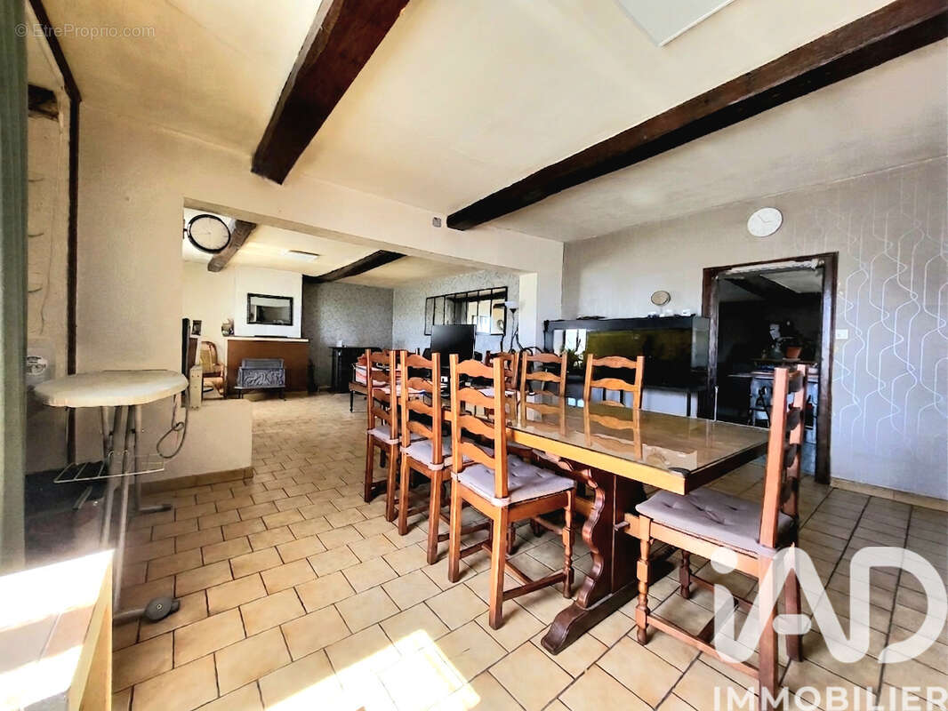 Maison 183 m² à Bourg-Fidele  - photo 3