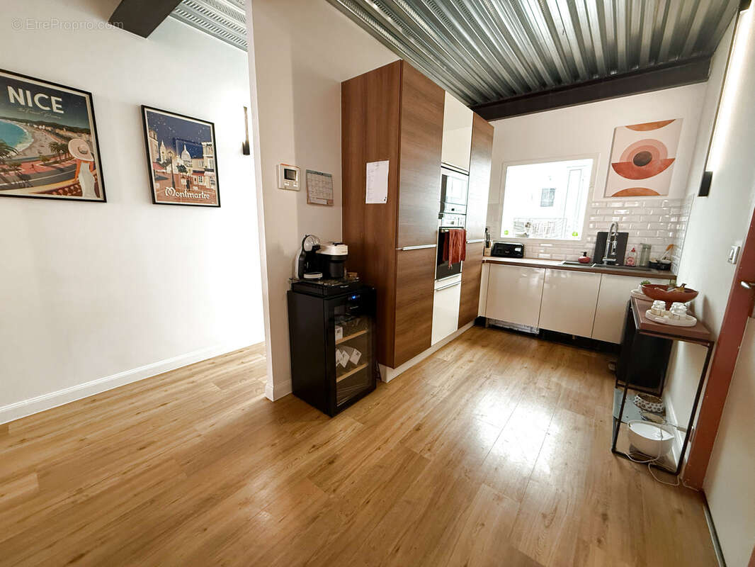 LOFT avec jardinet, et piscine intérieure - garage - photo 5