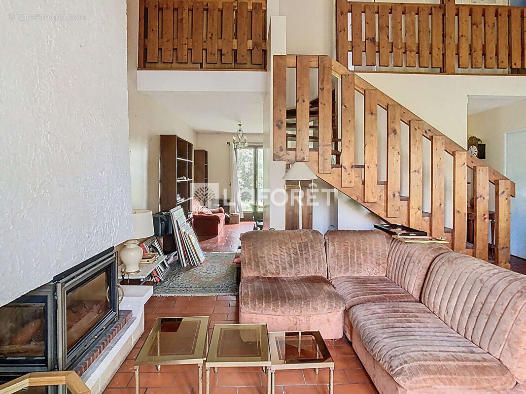 Maison à VILLENAVE-D'ORNON
