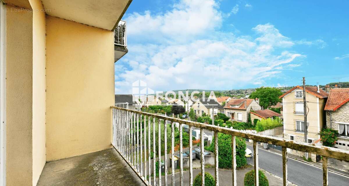 Appartement à LES MUREAUX