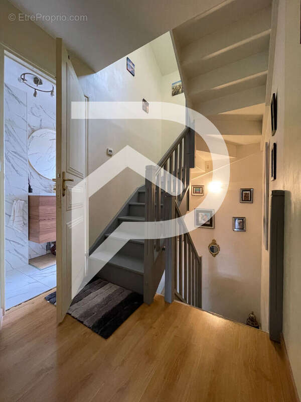 Maison à LIMEIL-BREVANNES