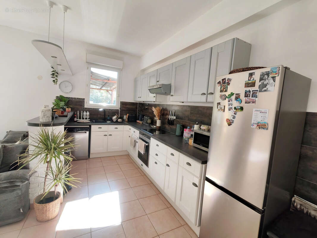 Appartement à PEILLE