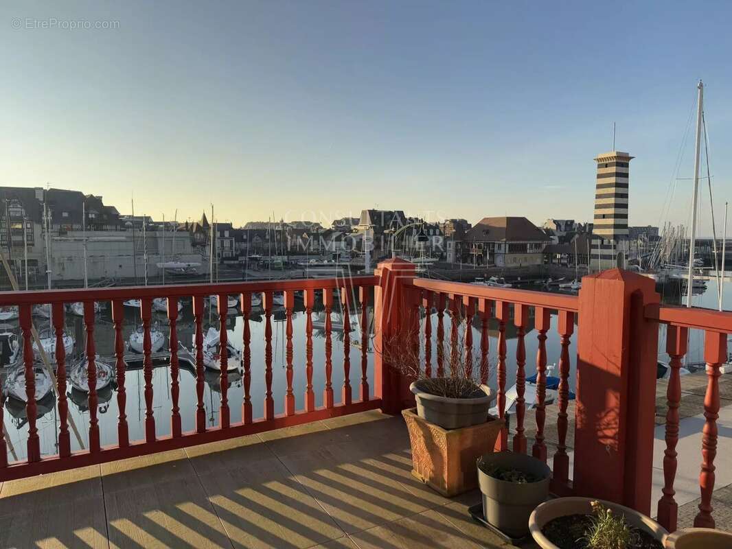 Appartement à DEAUVILLE