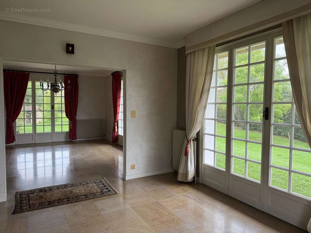 Maison à SAINT-GERMAIN-DU-BOIS