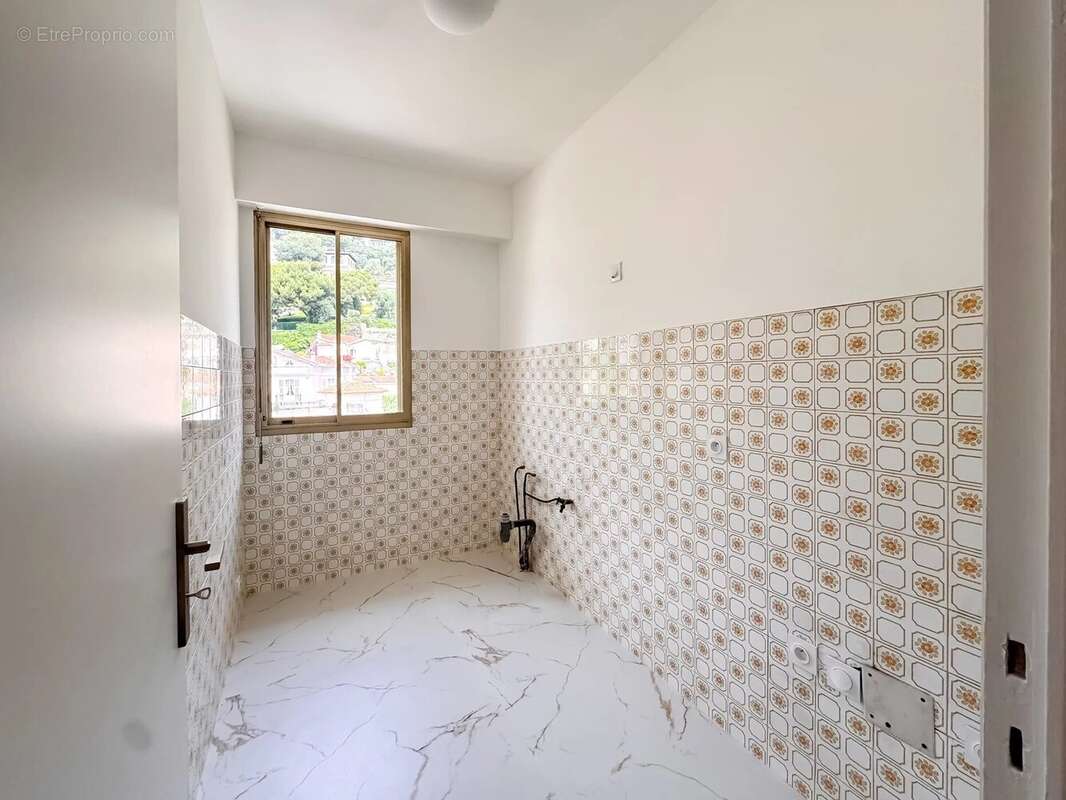 Appartement à BEAULIEU-SUR-MER