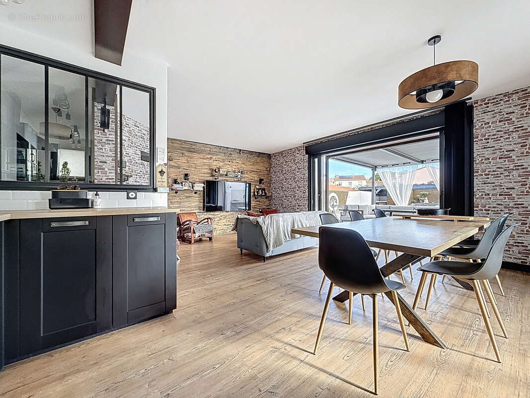 Maison à LATOUR-BAS-ELNE