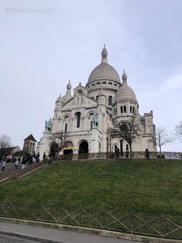 Autre à PARIS-18E
