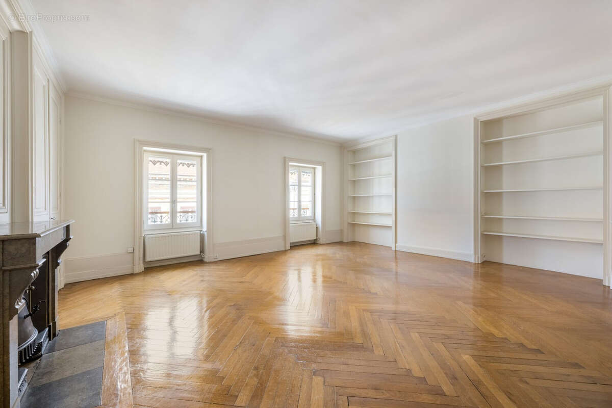 Appartement à LYON-6E