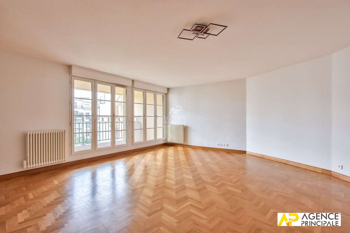 Appartement à MAISONS-LAFFITTE