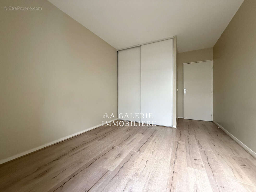Appartement à SURESNES