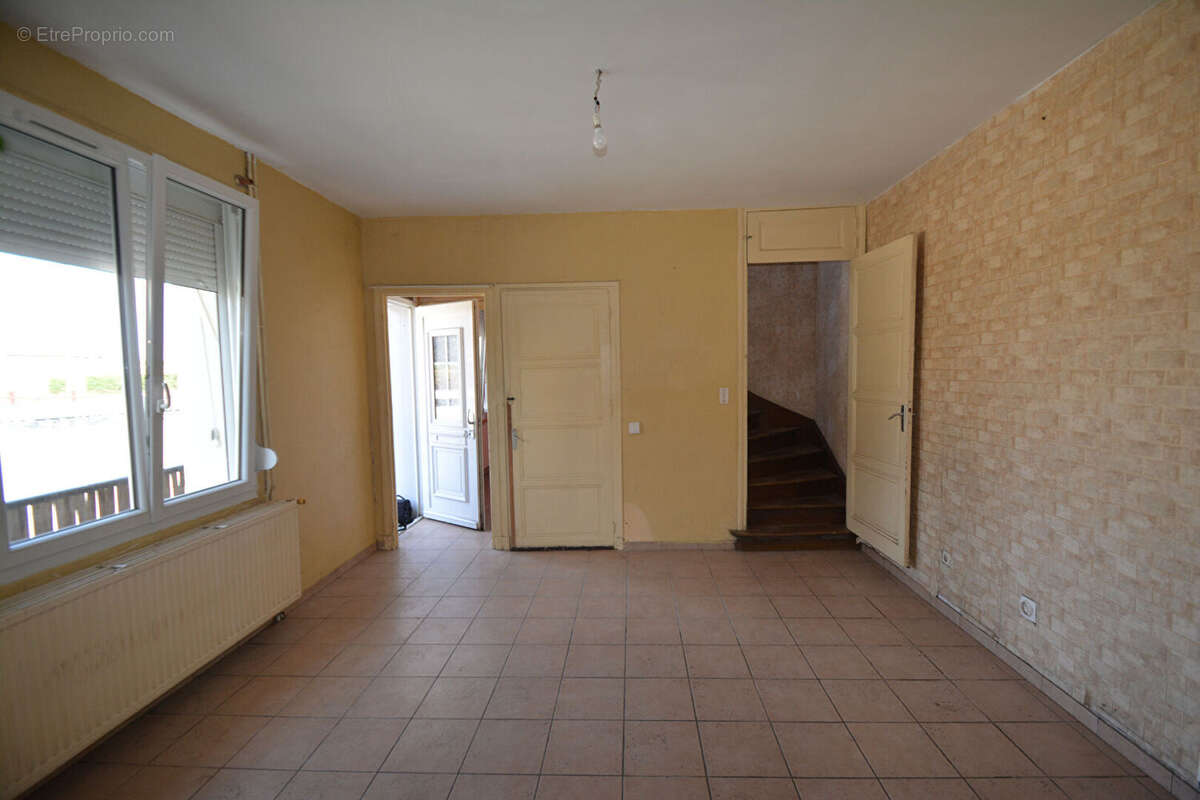 Maison à TERGNIER