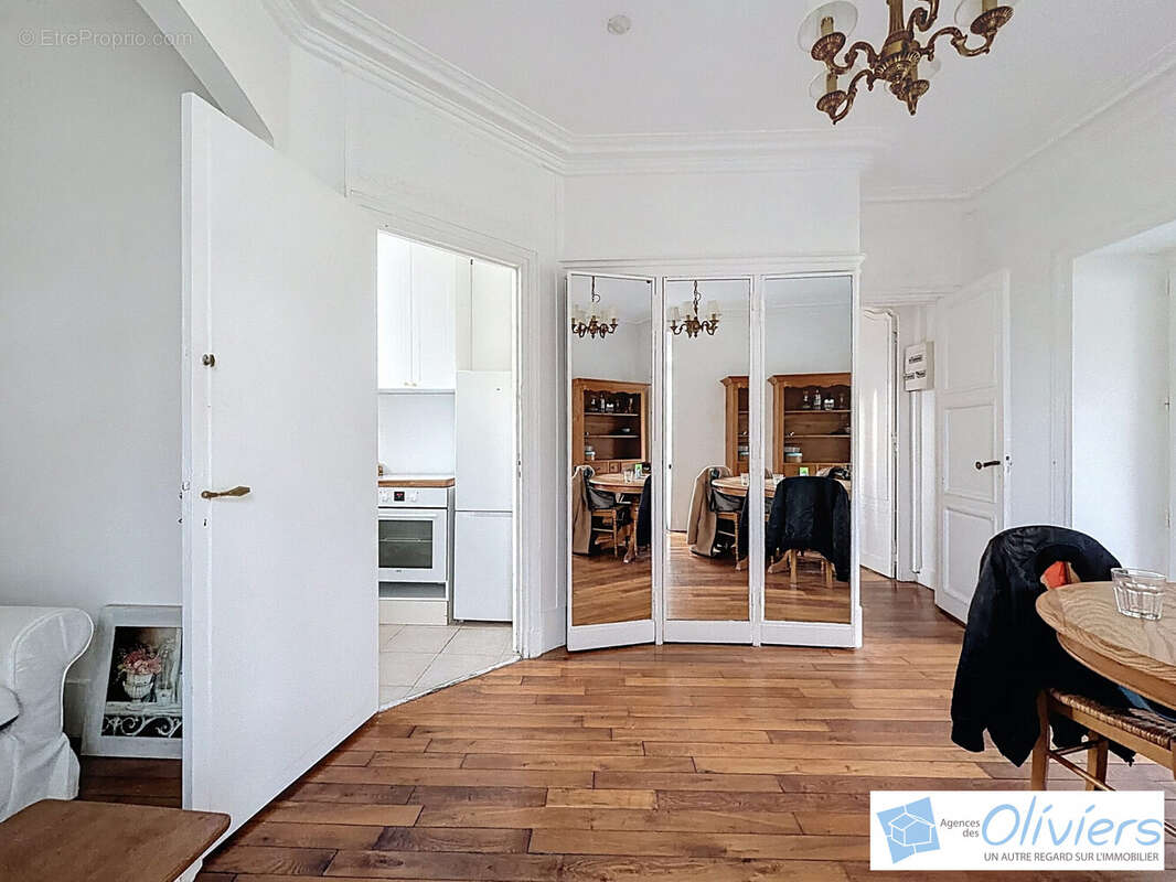 Appartement à SAINT-REMY-LES-CHEVREUSE