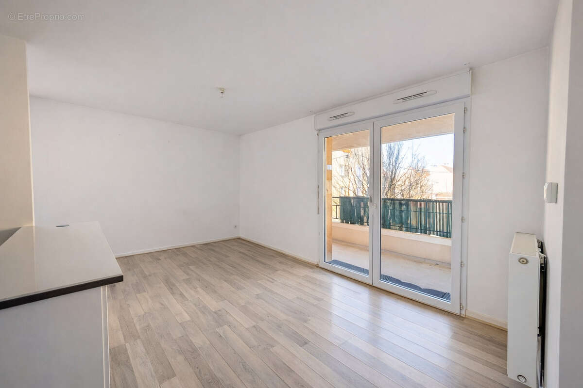 Appartement à LIEUSAINT