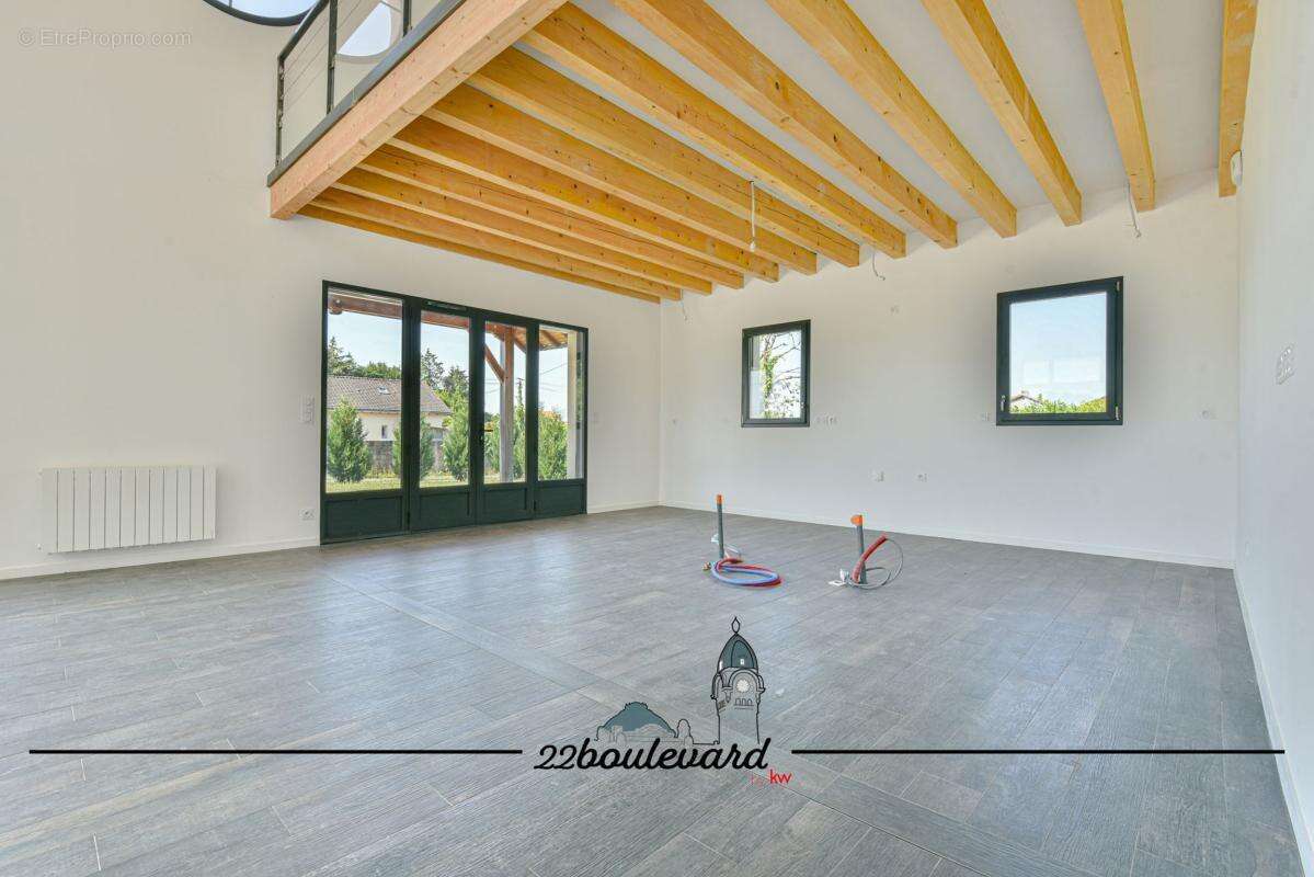 Maison à RILHAC-RANCON