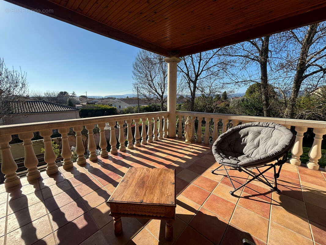 Maison à LIVRON-SUR-DROME