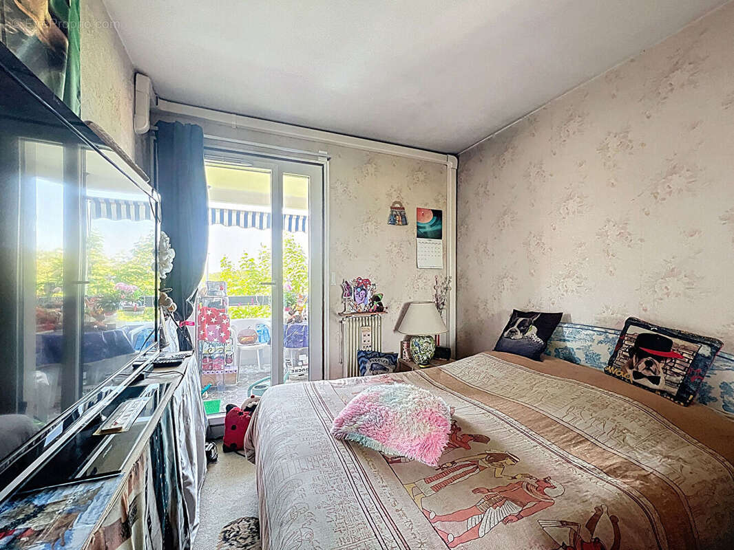 Appartement à NANTERRE