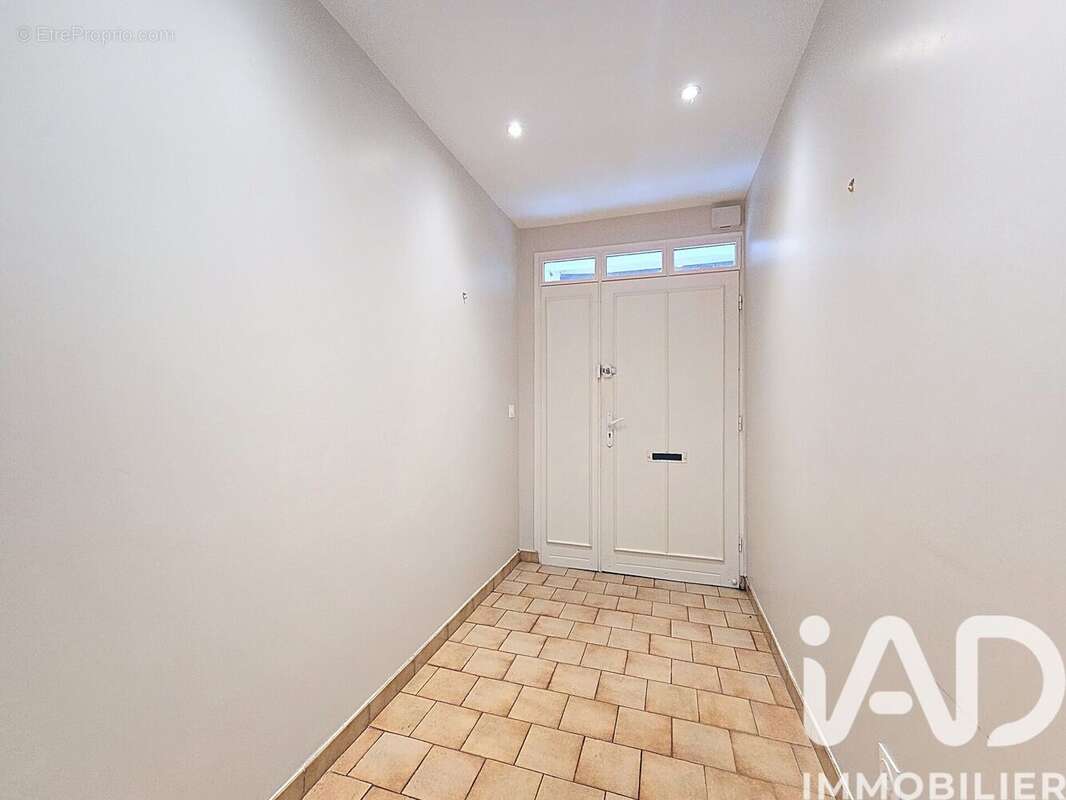 Photo 3 - Maison à SAINT-PIERRE-DU-PERRAY