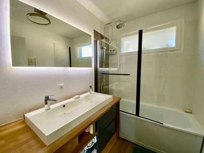 Appartement à CARBON-BLANC