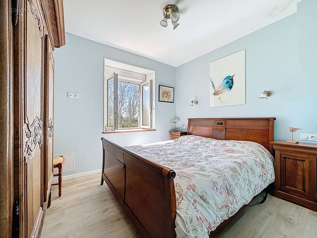 Maison à SAINT-MAURICE-EN-COTENTIN