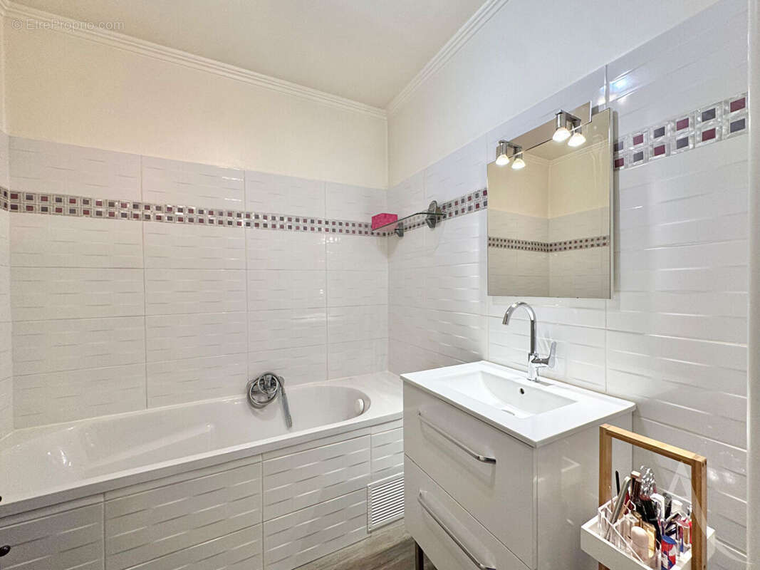 Appartement à FAMECK