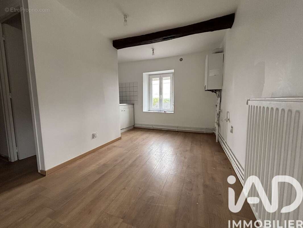 Photo 4 - Appartement à VRIGNE-AUX-BOIS