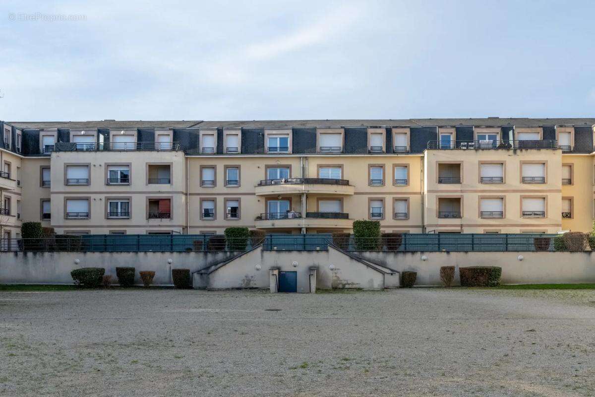 Appartement à PERSAN