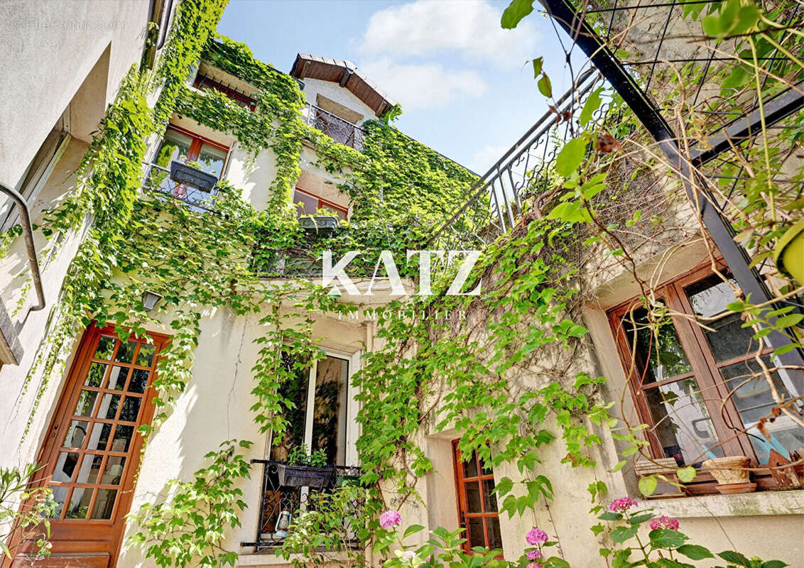 Maison à GARCHES