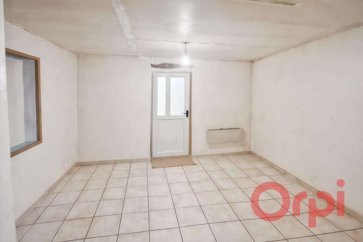 Maison à MORNAY-SUR-ALLIER