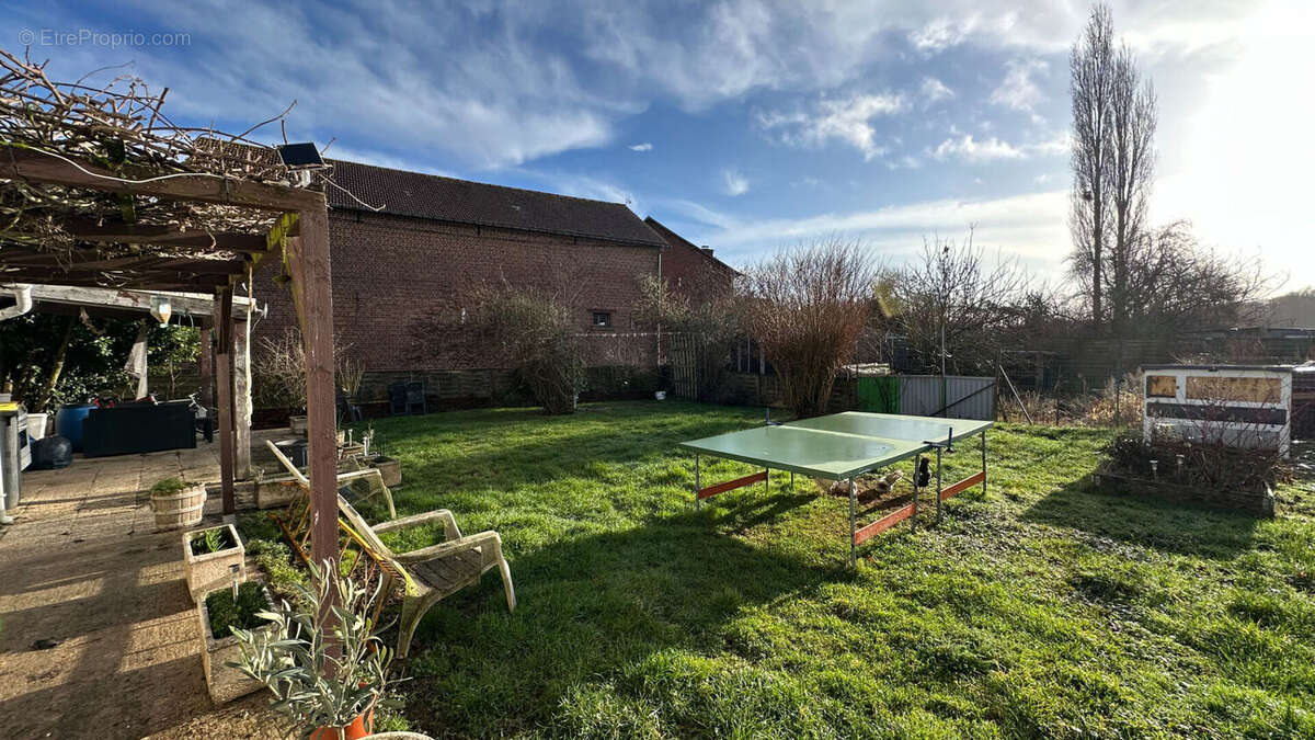 Autre à BUCAMPS