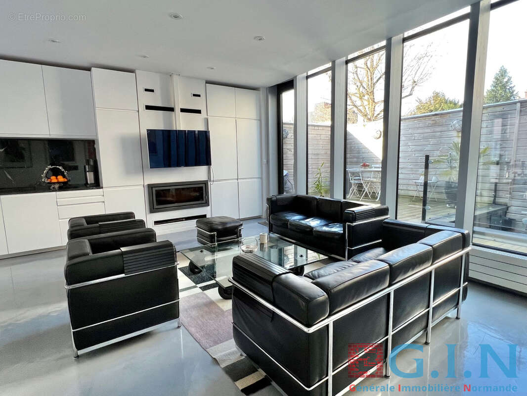 Rouen proximite gare / rue jeanne d'arc / bureaux 240m2 - photo 7