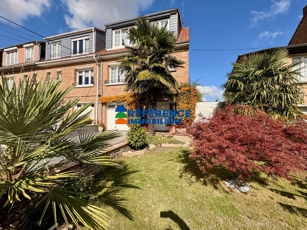 Maison à WAMBRECHIES