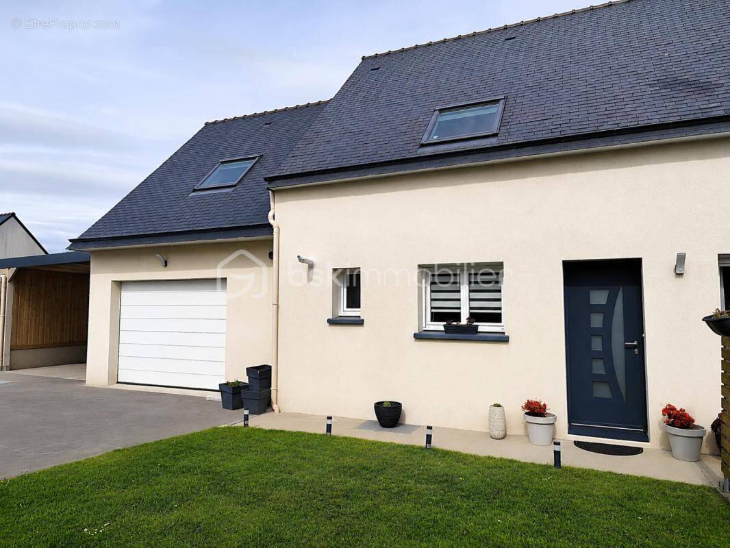 Maison à SAINT-DIVY