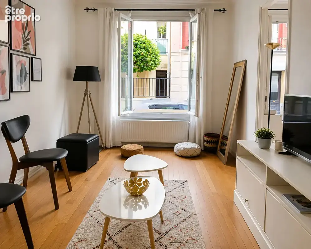 Appartement à COURBEVOIE