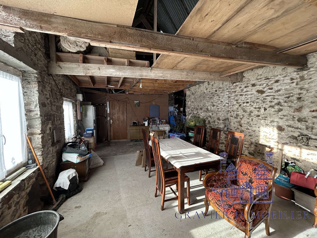 Maison à SAINT-GERMAIN-SUR-AY