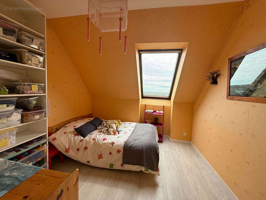 Appartement à LE RELECQ-KERHUON
