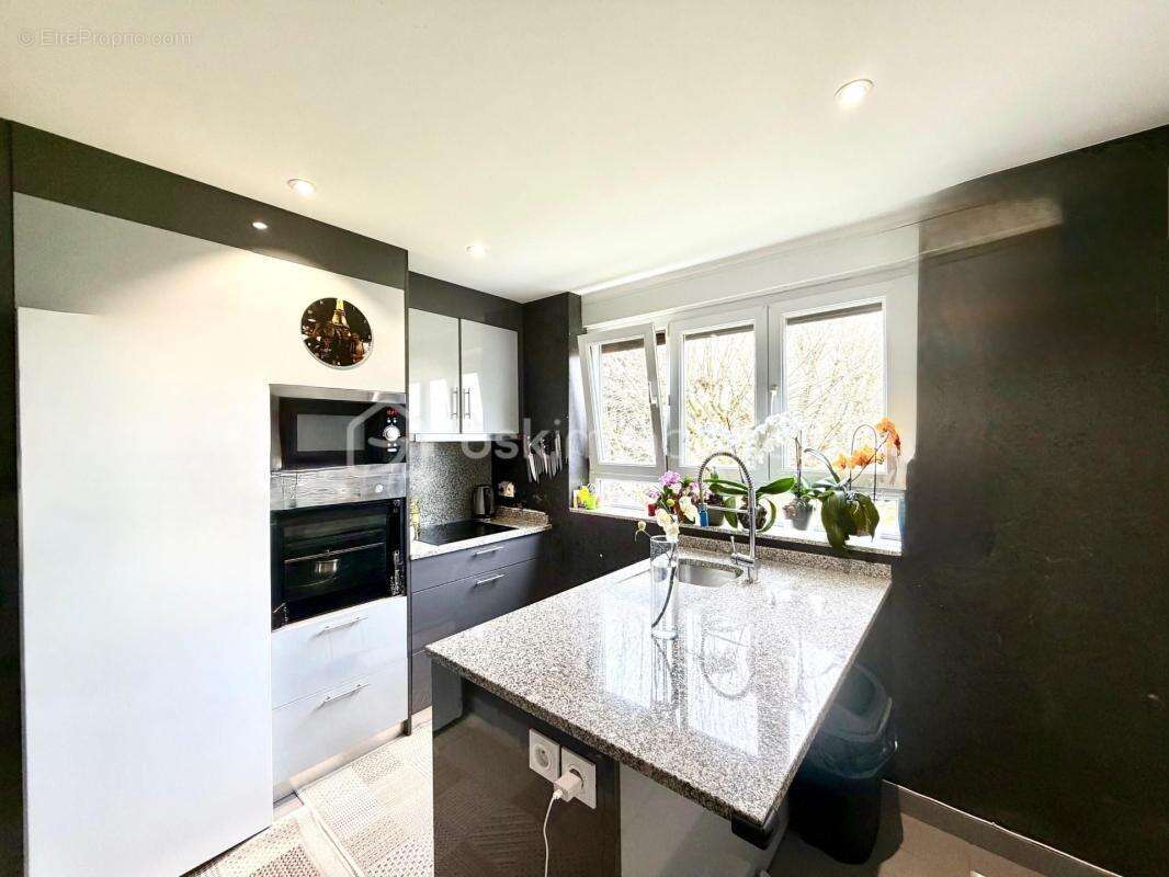 Appartement à CHILLY-MAZARIN