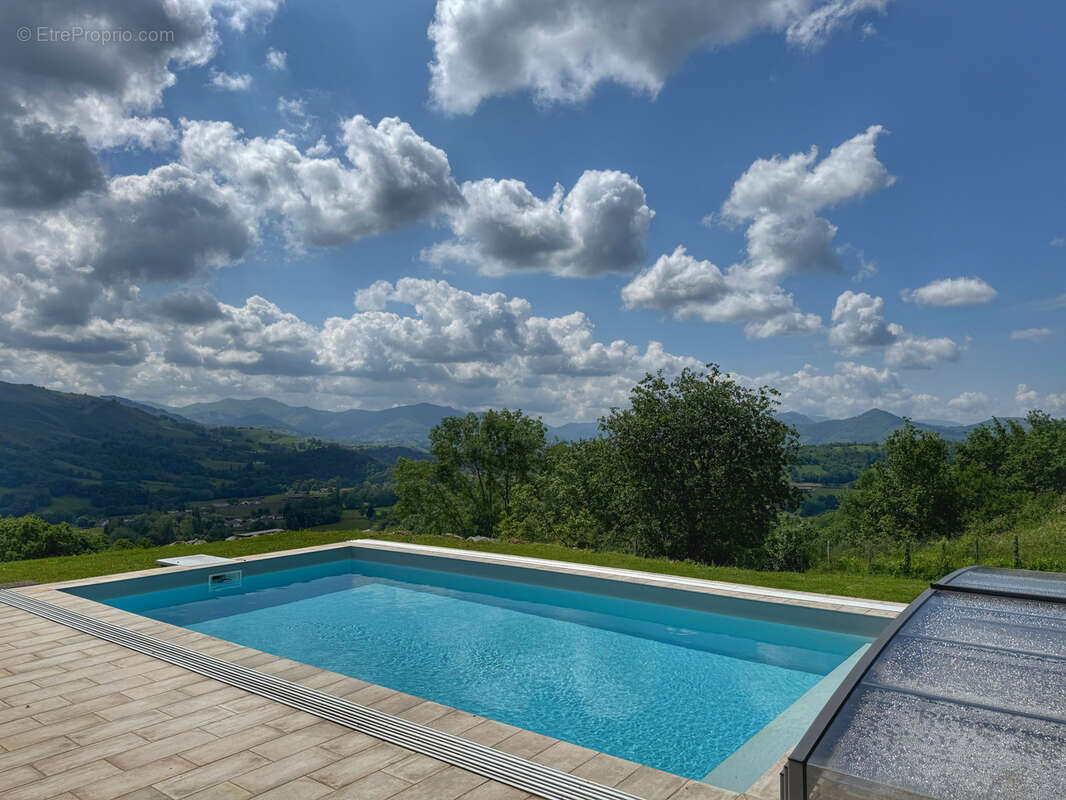 Maison à SAINT-JEAN-PIED-DE-PORT