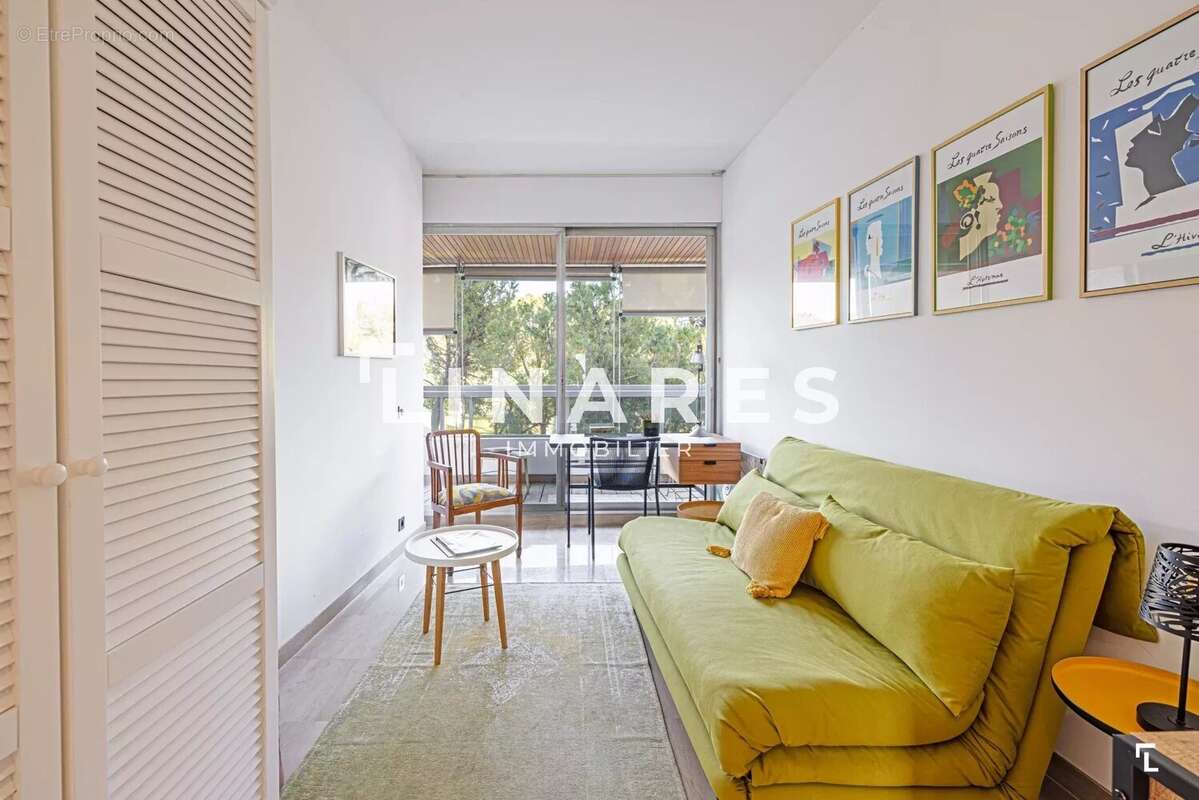 Appartement à MARSEILLE-8E